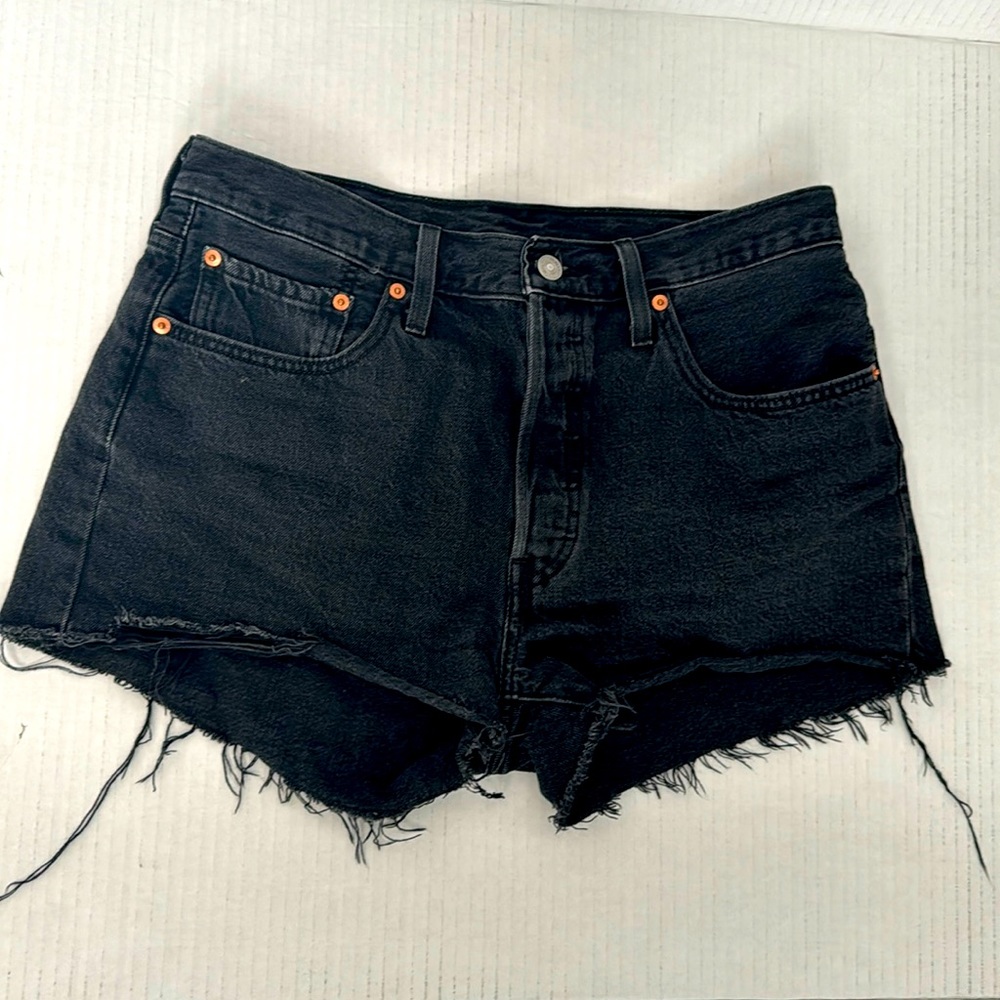 Levis denim shorts, size 31